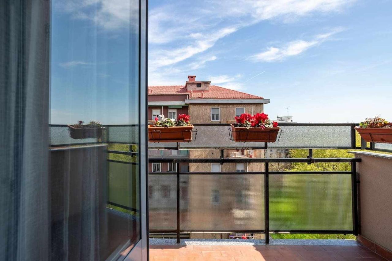 Milano City Apartments - Parking And Comfort - Spacious Apt Up To 8 Pax Exterior photo